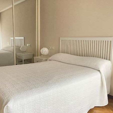 Centrico Apartamento De 2 Habitaciones By Bebalmy Oviedo Kültér fotó